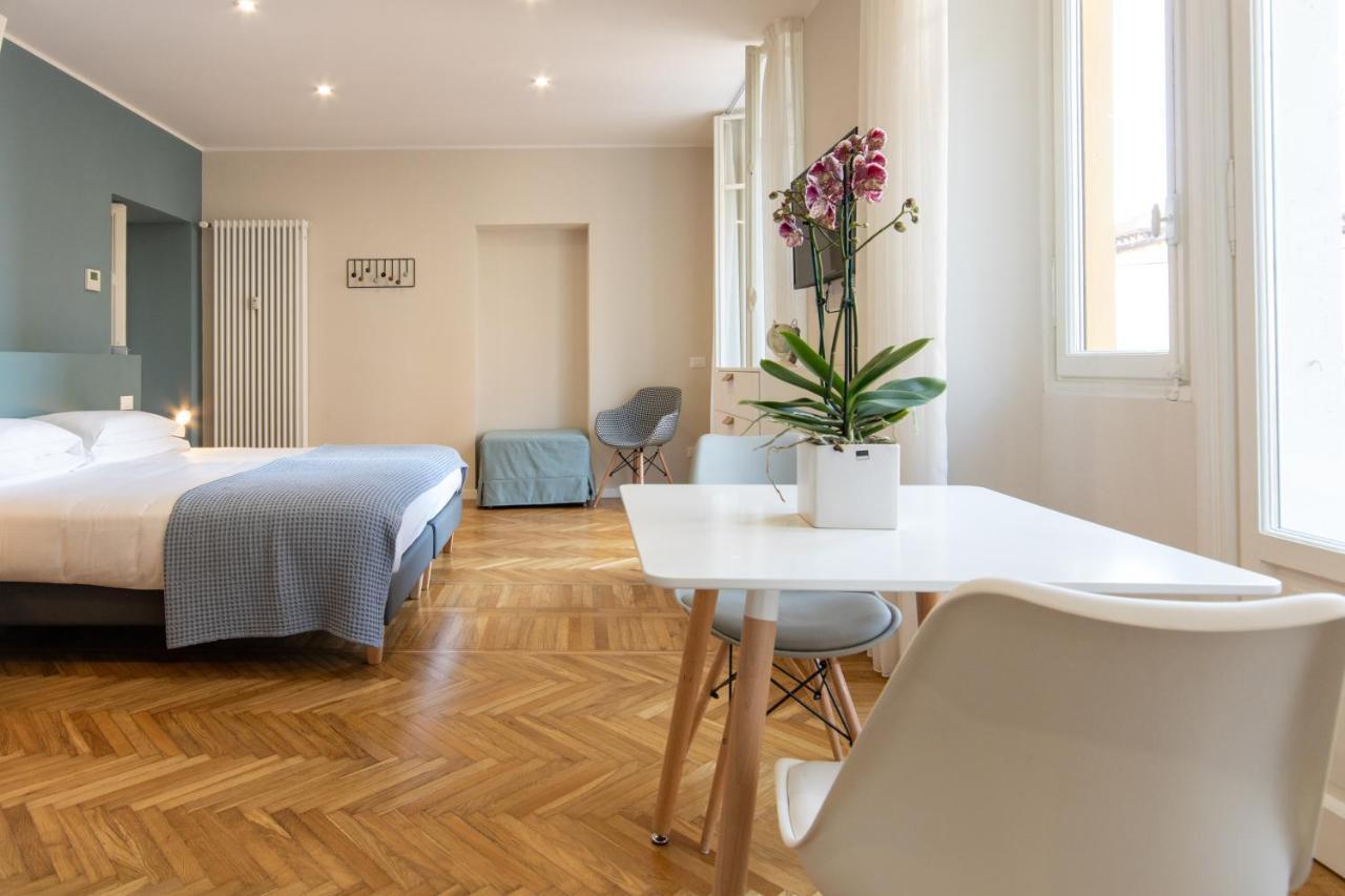 Aqualago Casa Vacanze - Apartament B Verbania Eksteriør billede